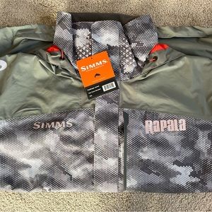 NEW WITH TAGS, Simms branded Rapala Challenger Rain Suit
